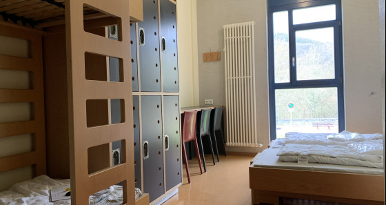 L'auberge de jeunesse de Lultzhausen a été pourvue de quelques chambres familiales avec salle de bain.