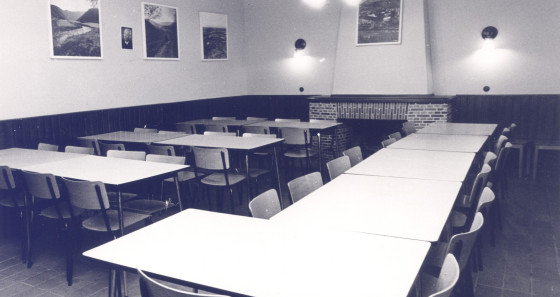 Old Youth Hostel in Ettelbruck - Dining room