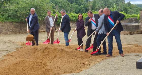 1er coup de pelle au chantier du centre Hollenfels