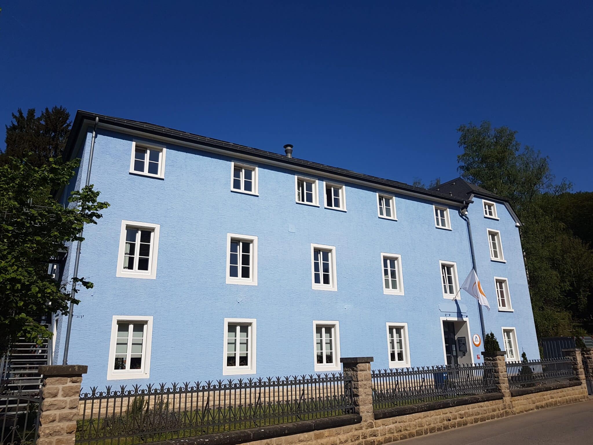 Youth hostel Larochette - Hauptgebäude von vorne