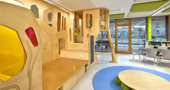 Moderne Spiel- und Klettergerüste in Remerschen