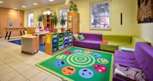 Eine Kuschel- und Leseecke gibt es natürlich auch.