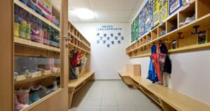 Garderoben stehen ebenfalls zur Verfügung.