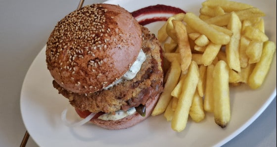 Burger végétarien dans le cadre de la LUGA - Luxembourg Urban Garden