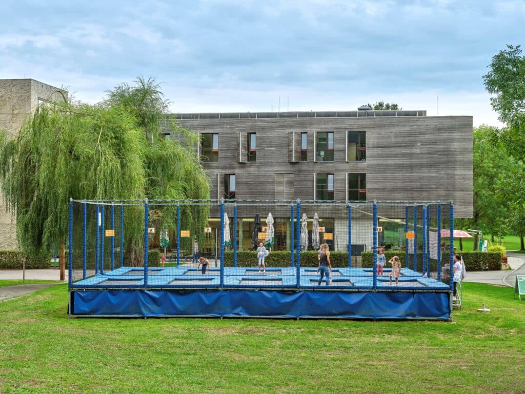 Trampoline de l'auberge de jeunesse Echternach