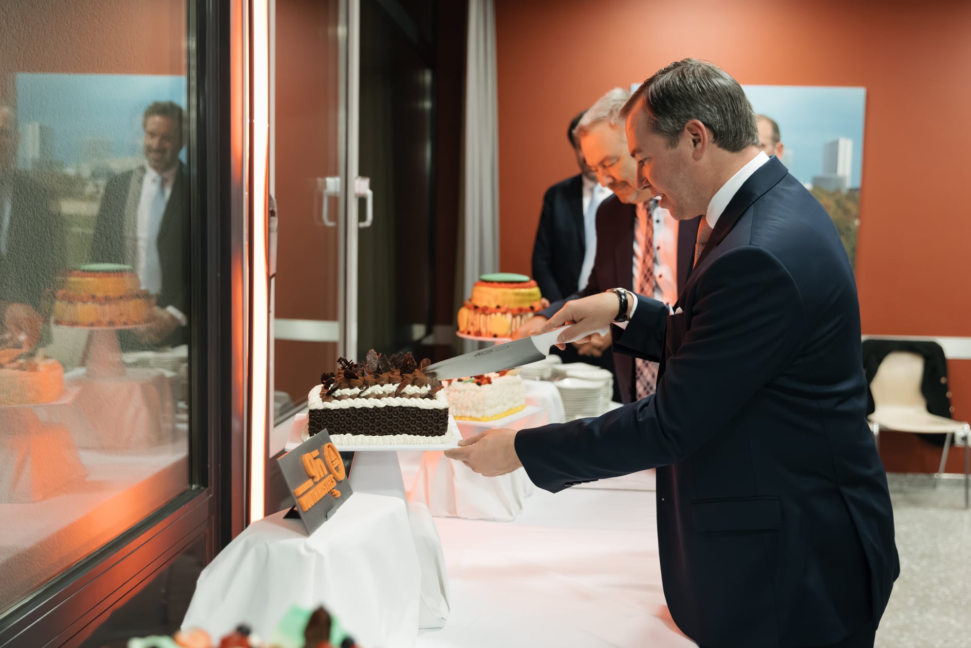 Bien entendu, un gâteau d'anniversaire spécial était également de la partie
