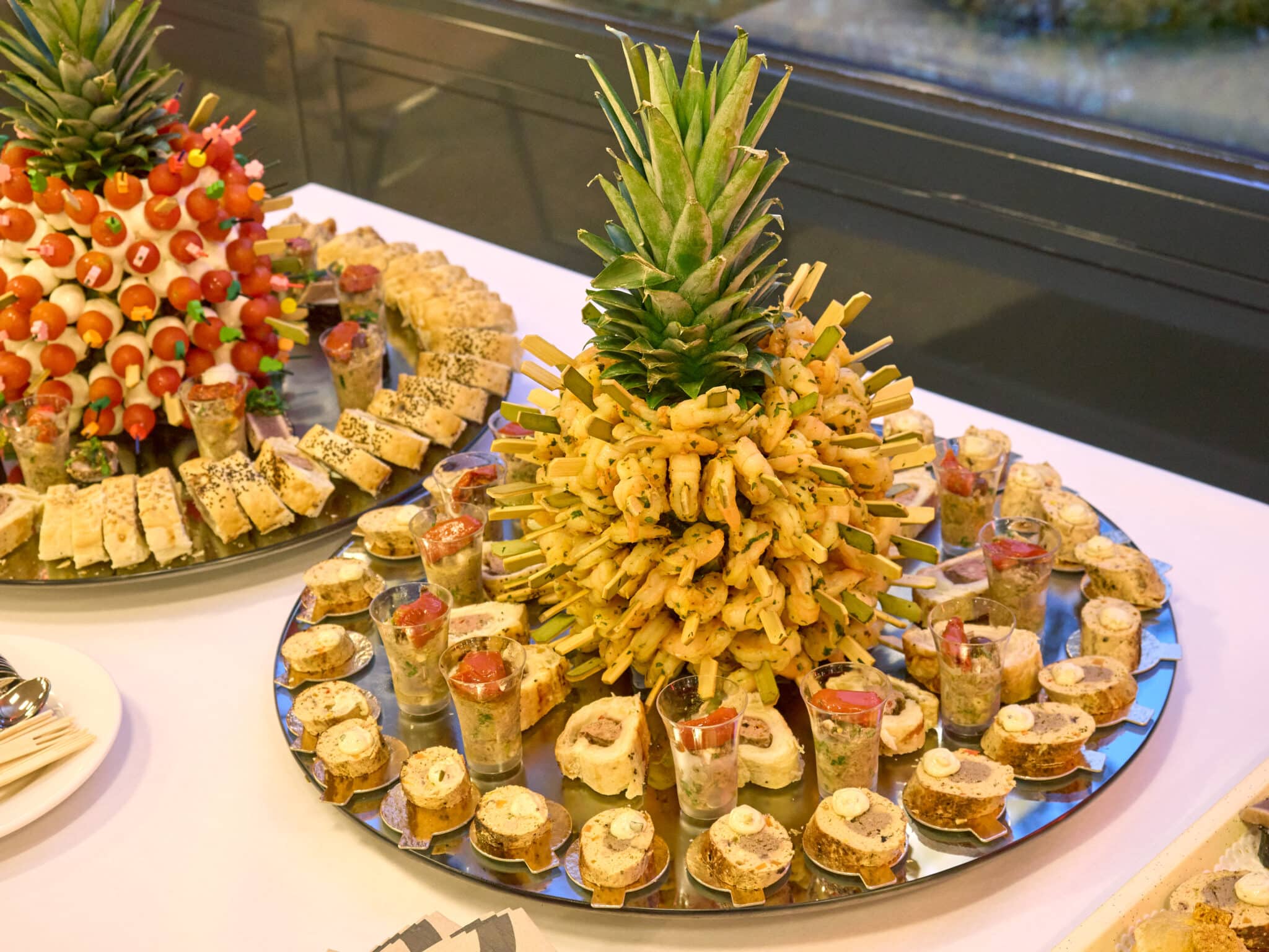 Des canapés extraordinaires ont été servis